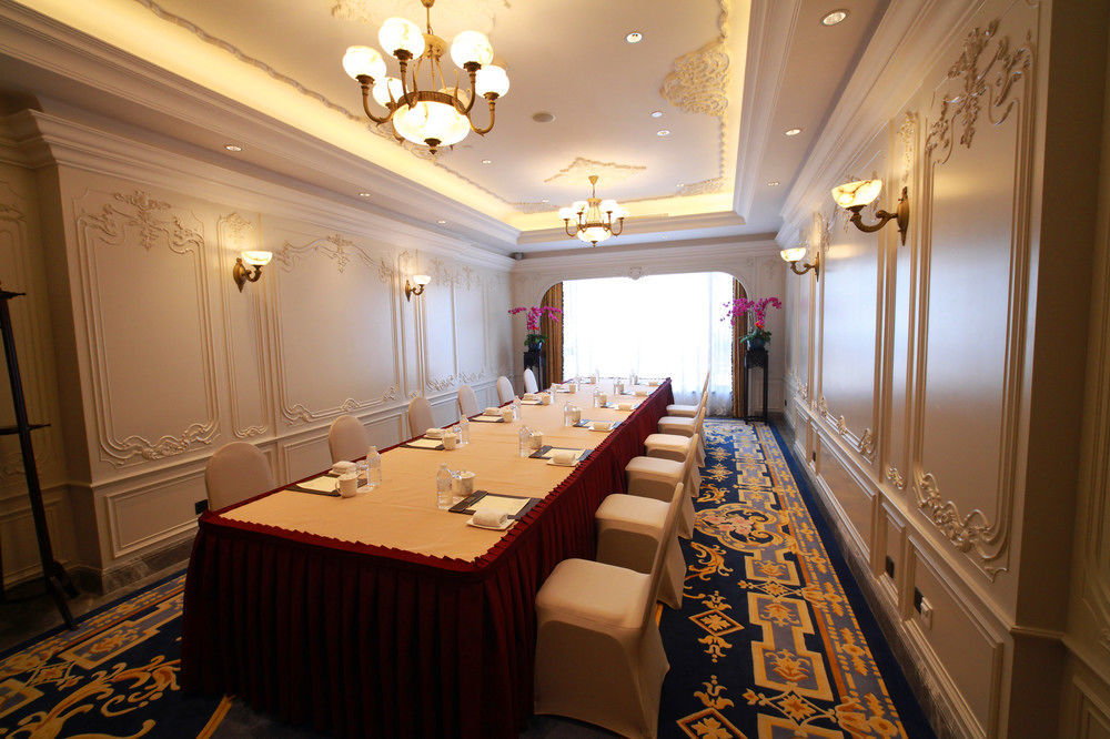 Donghu Collection Hotel 4*