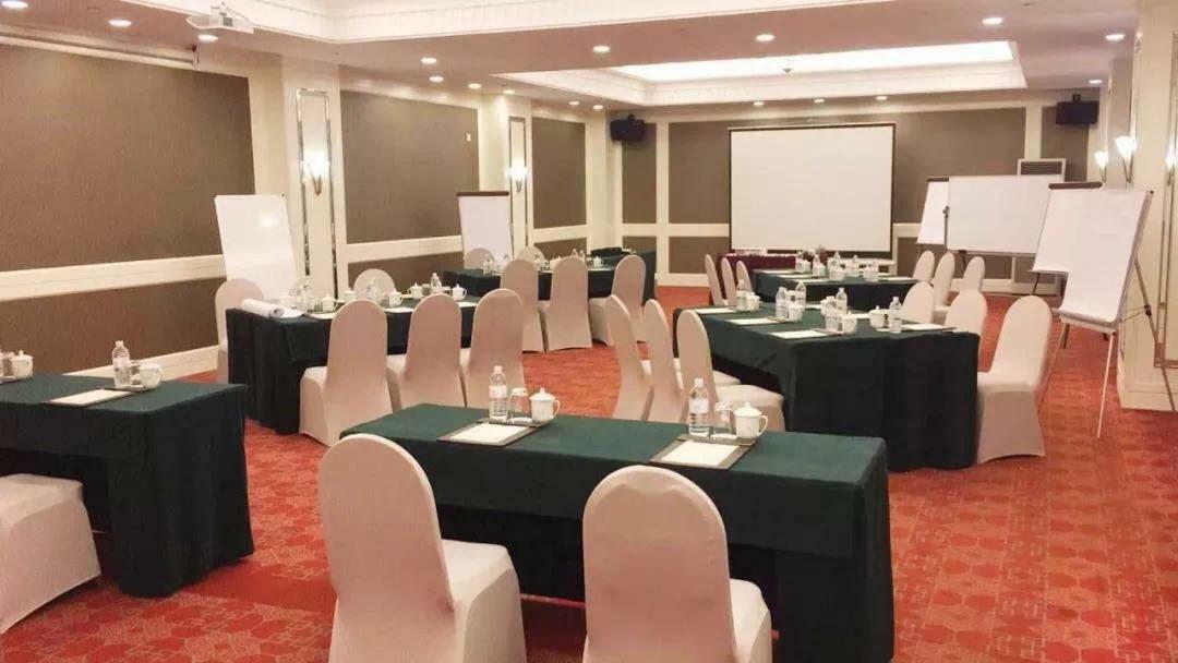 Donghu Collection Hotel